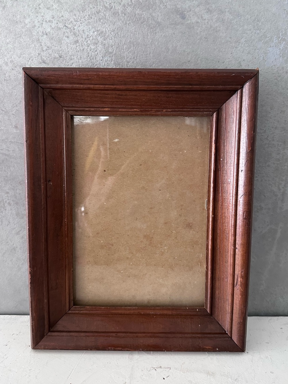 VINTAGE BEVELED WOOD PICTURE FRAME FITS 5X7